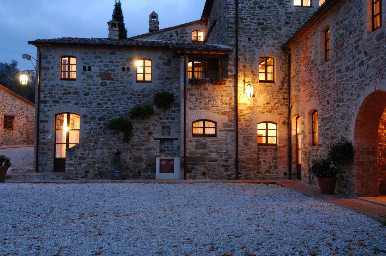 Relais Borgo Torale Hotel Пасиняно сул Тразимено Екстериор снимка