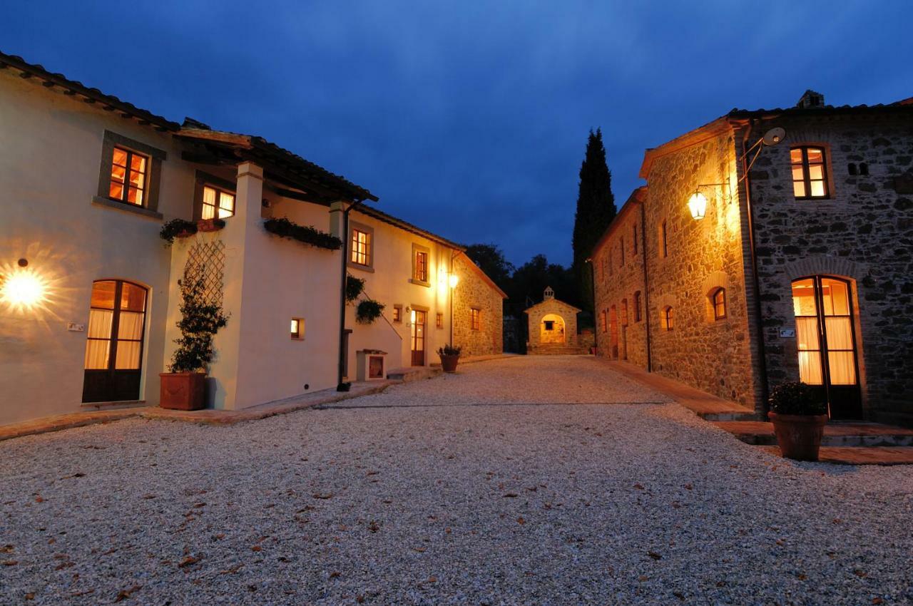 Relais Borgo Torale Hotel Пасиняно сул Тразимено Екстериор снимка