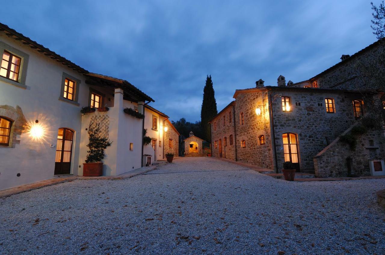 Relais Borgo Torale Hotel Пасиняно сул Тразимено Екстериор снимка