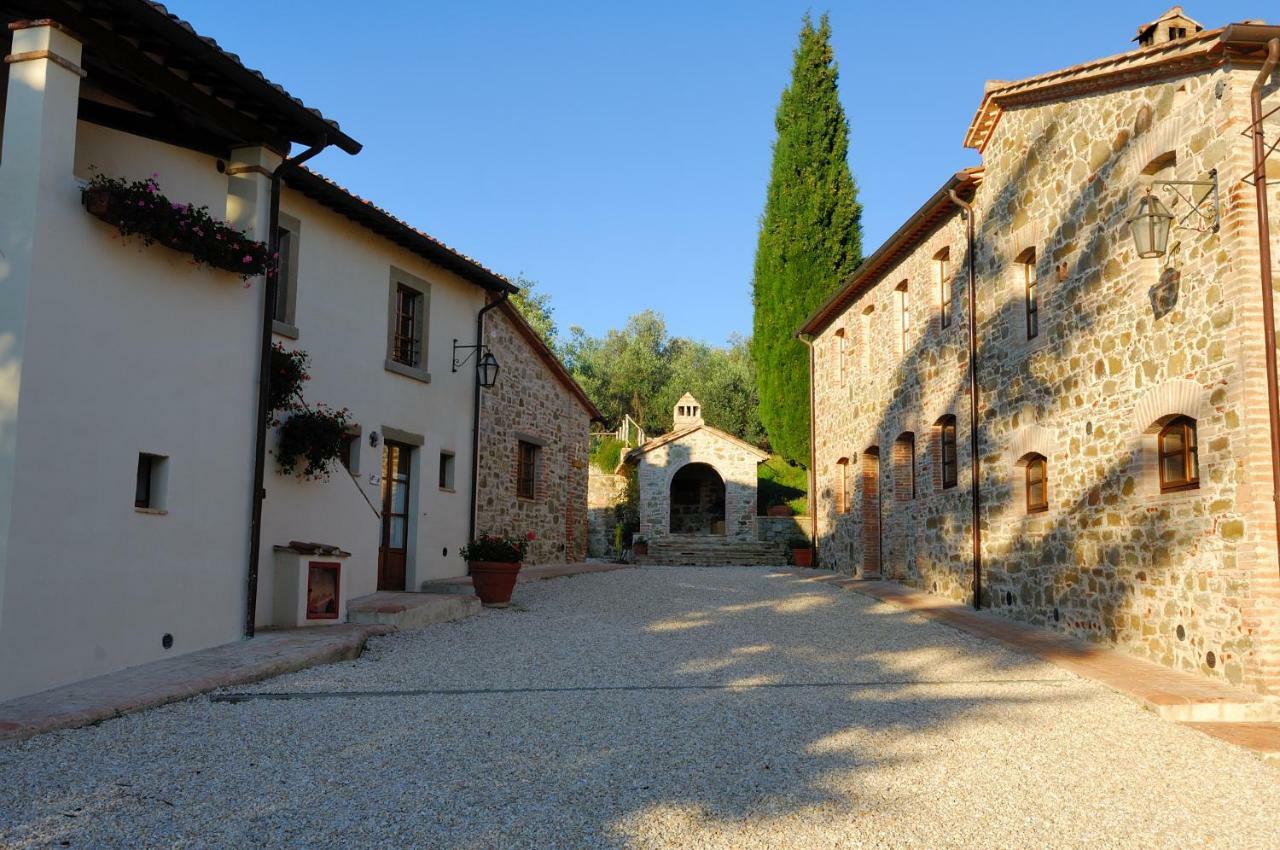 Relais Borgo Torale Hotel Пасиняно сул Тразимено Екстериор снимка