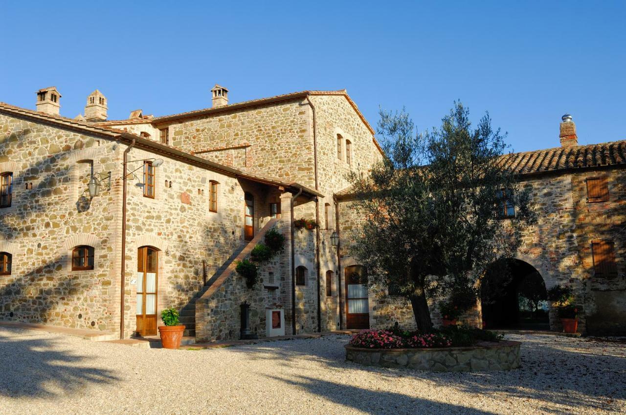 Relais Borgo Torale Hotel Пасиняно сул Тразимено Екстериор снимка